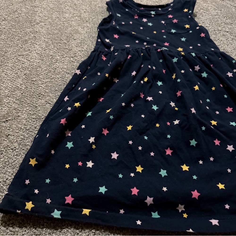 GAP kids navy‎ blue sleeveless dress with multicolored stars all over size 5 - Picture 2 of 6